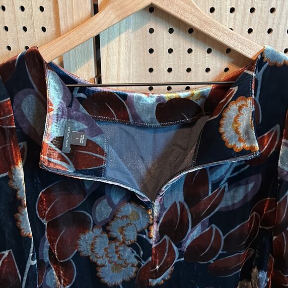 Ann Taylor L/S Velvet Material Shift Mini Dress - Picture 6 of 8